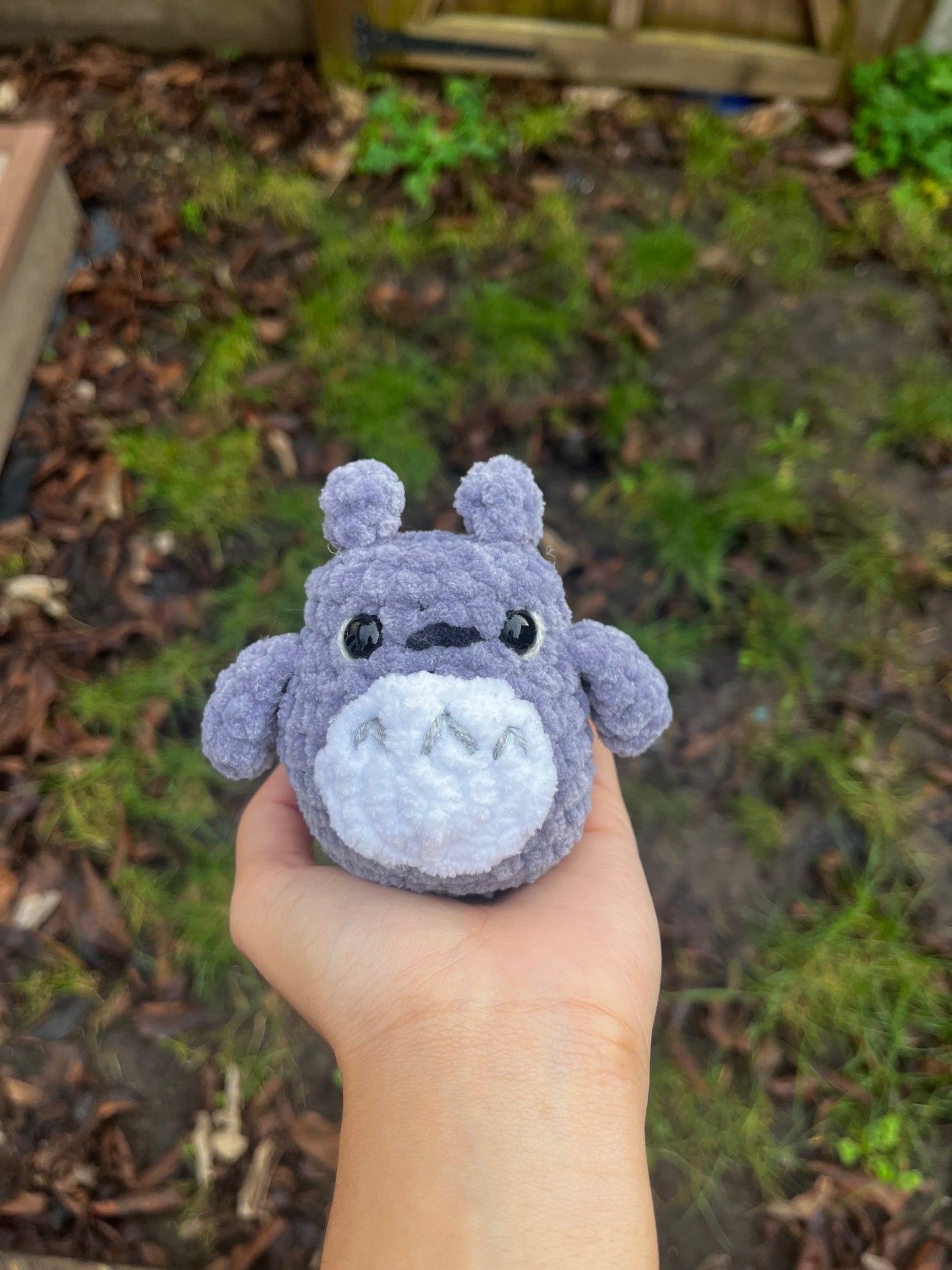 Free pattern - Totoro -beginner friendly